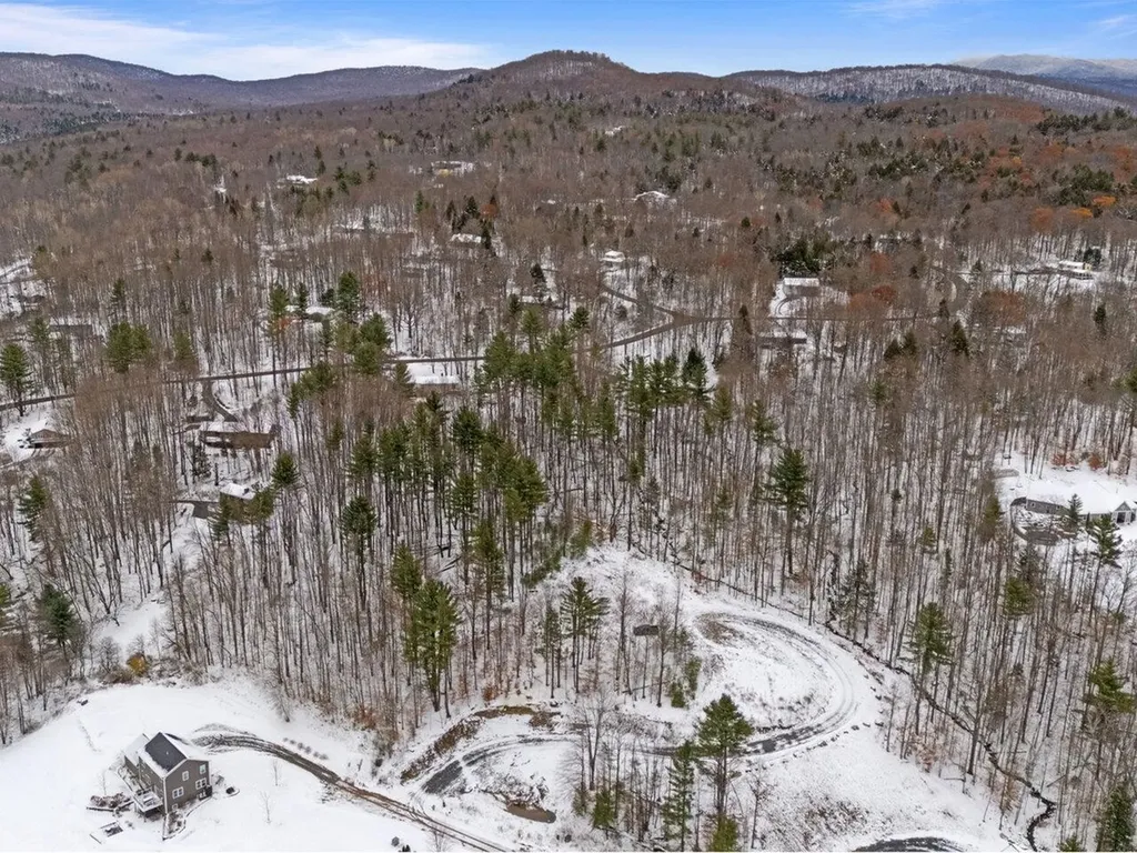 8 Mins Lane Underhill VT 05489