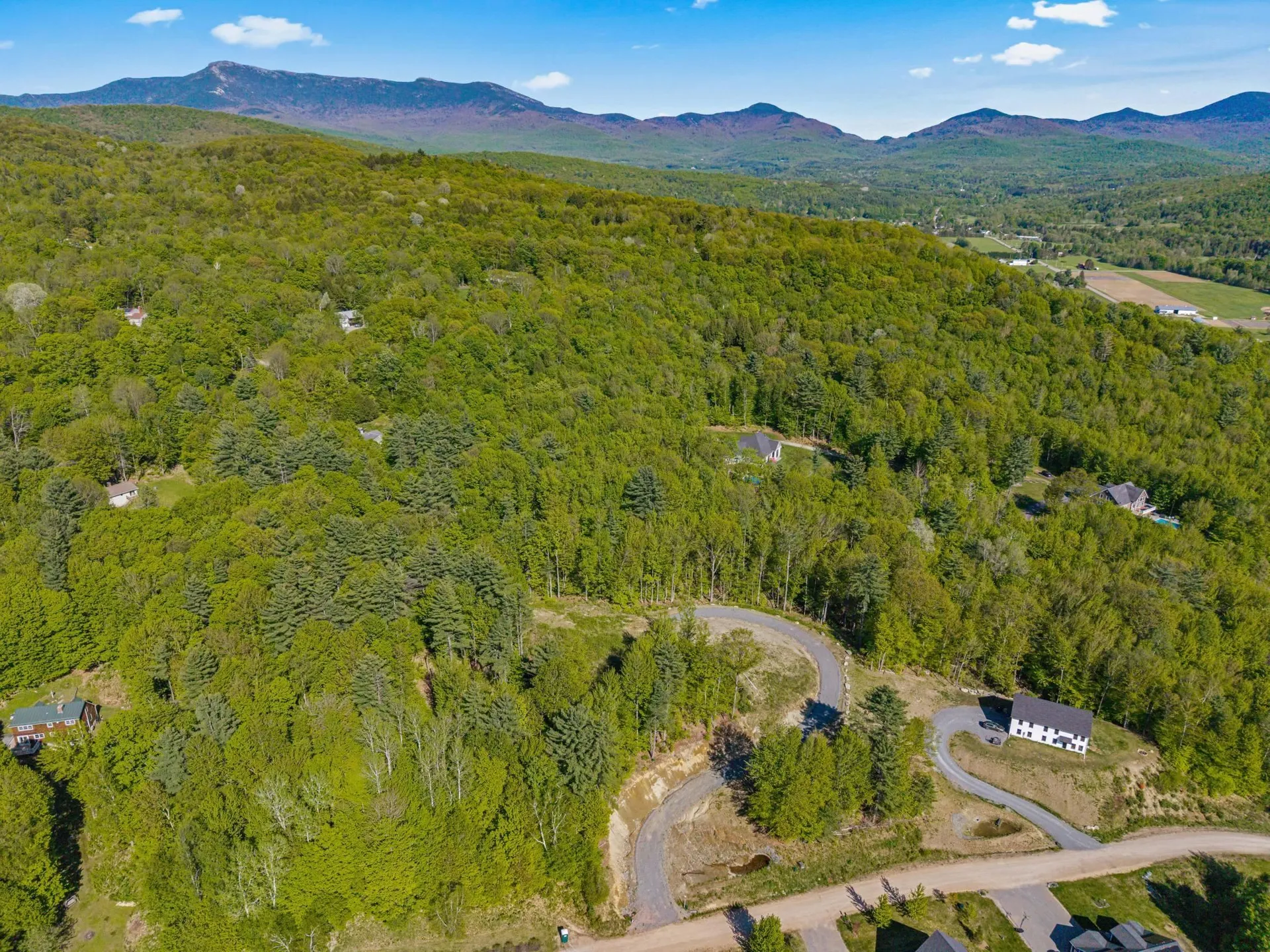 8 Mins Lane Underhill VT 05489
