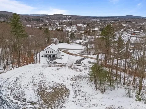 8 Mins Lane Underhill VT 05489