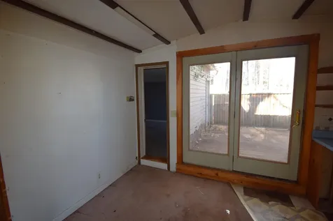 6 Dow Street Exeter NH 03833