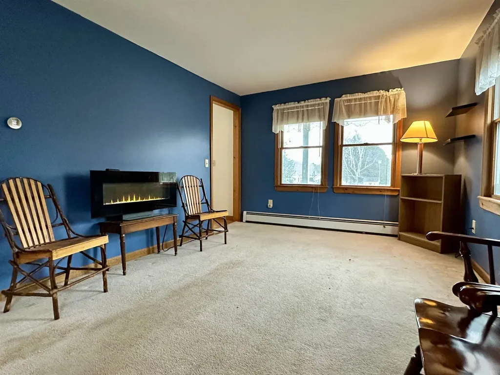 52 Hull Avenue Wallingford VT 05773