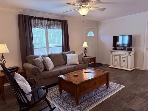 14 Sir Lancelot Drive Exeter NH 03833