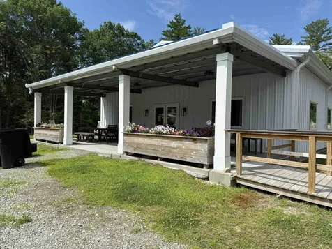 14 Sir Lancelot Drive Exeter NH 03833