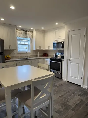 14 Sir Lancelot Drive Exeter NH 03833