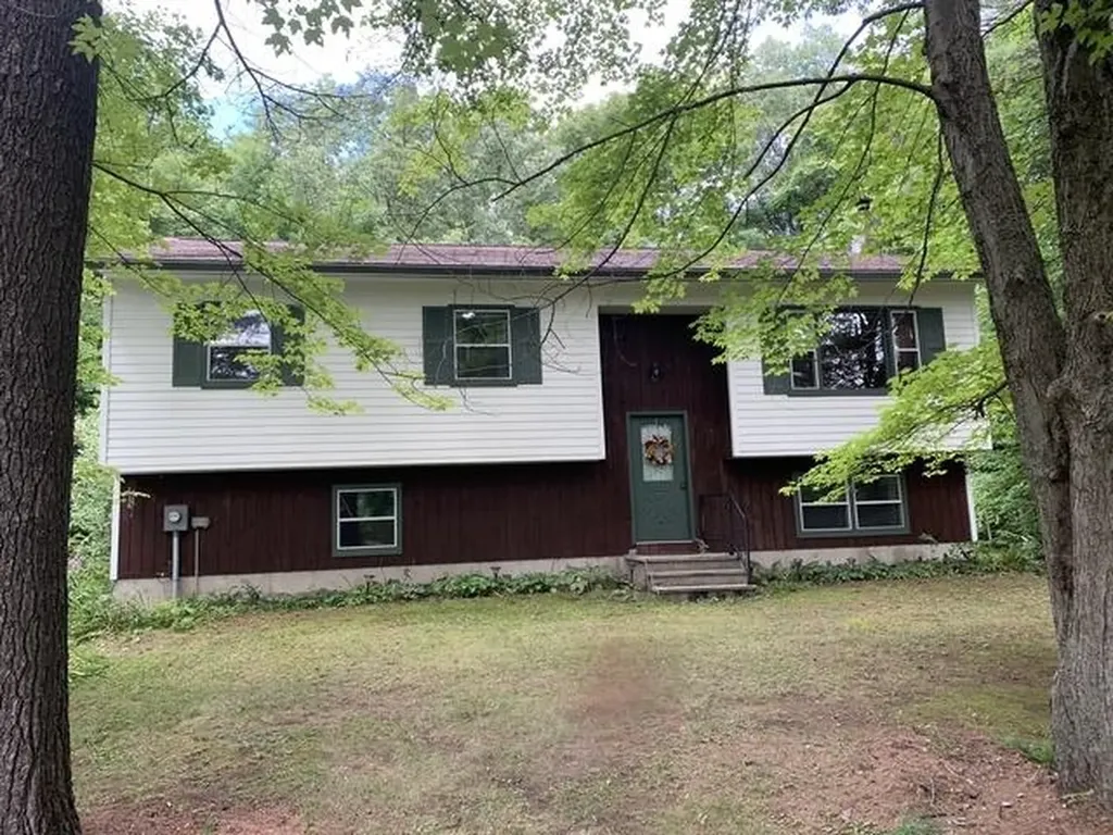 149 West Milton Road Milton VT 05468