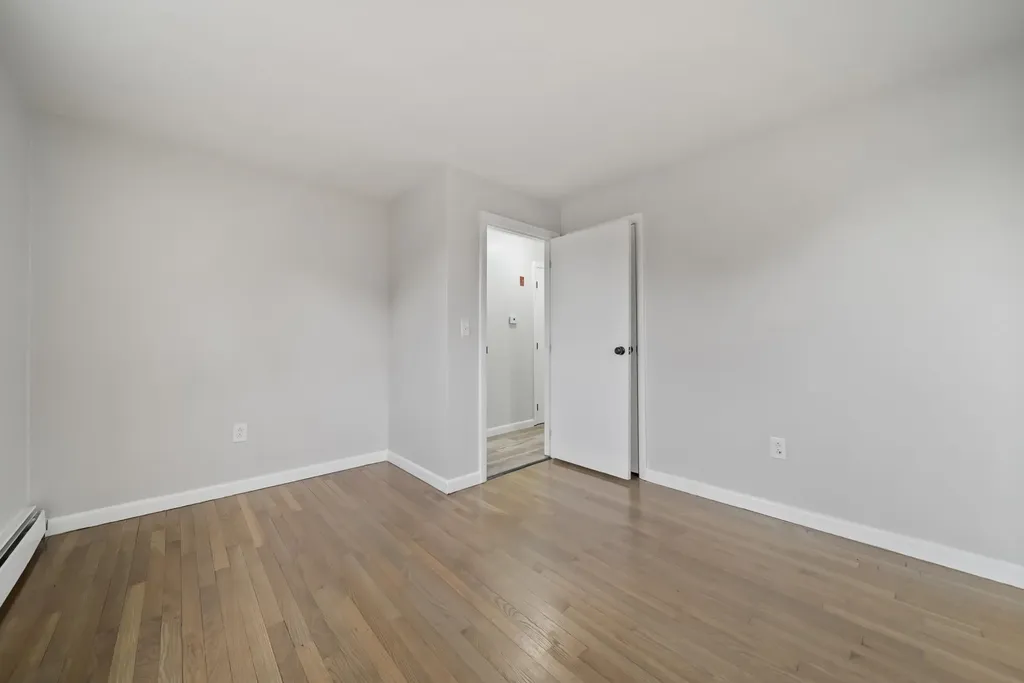 28 Joffre Street Goffstown NH 03045