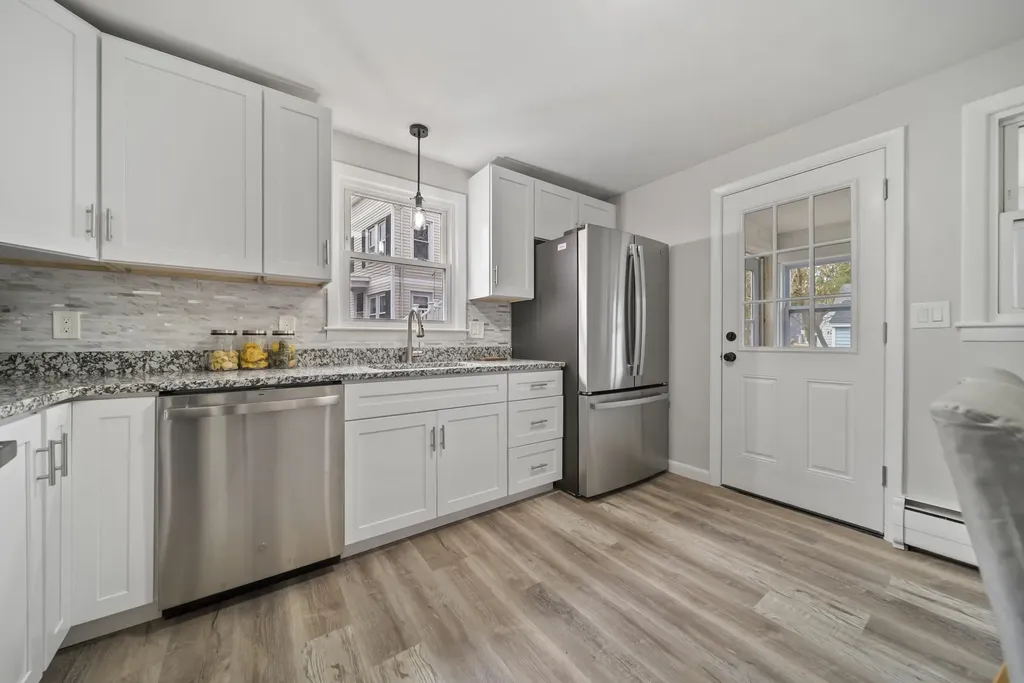 28 Joffre Street Goffstown NH 03045