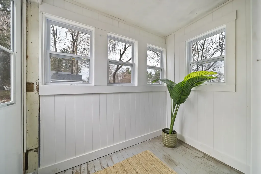 28 Joffre Street Goffstown NH 03045