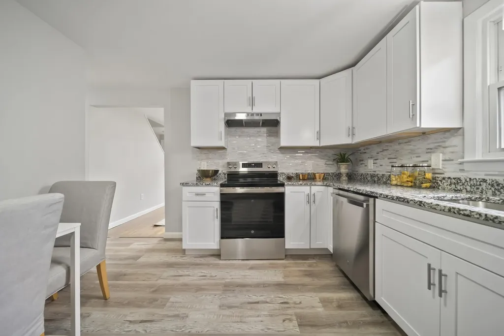 28 Joffre Street Goffstown NH 03045