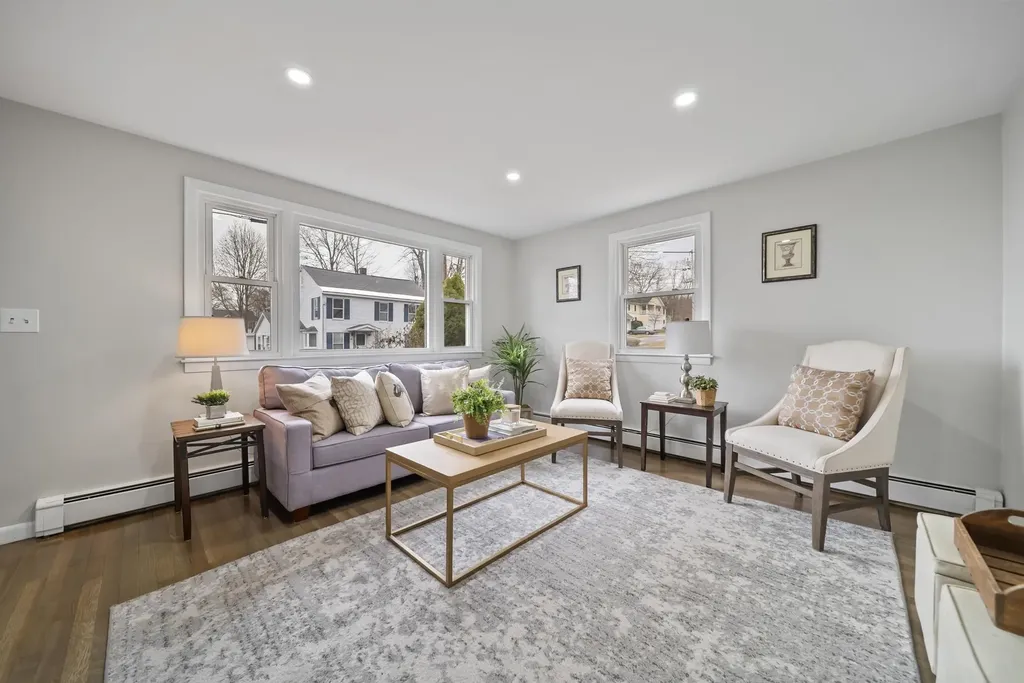 28 Joffre Street Goffstown NH 03045