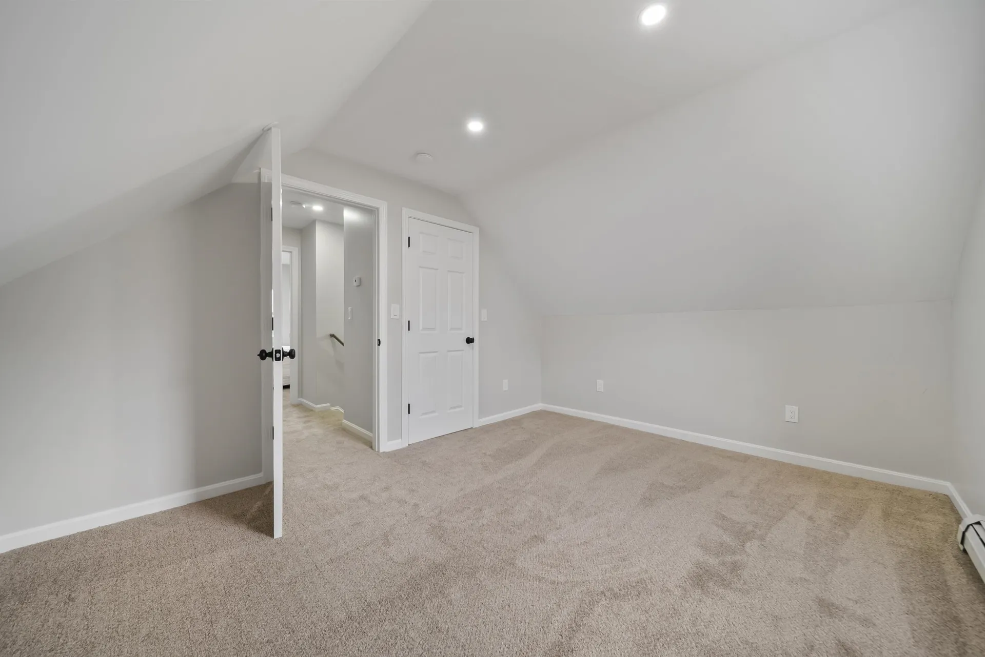 28 Joffre Street Goffstown NH 03045