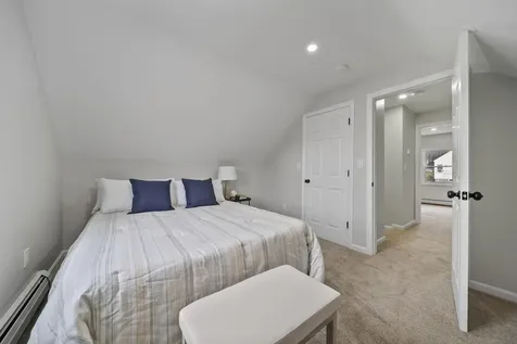 28 Joffre Street Goffstown NH 03045