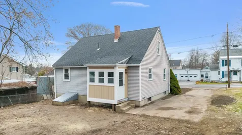 28 Joffre Street Goffstown NH 03045