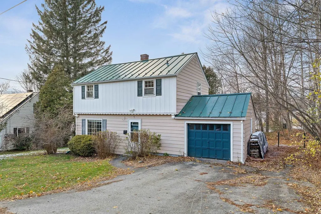 52 Biggs Street Barre City VT 05641