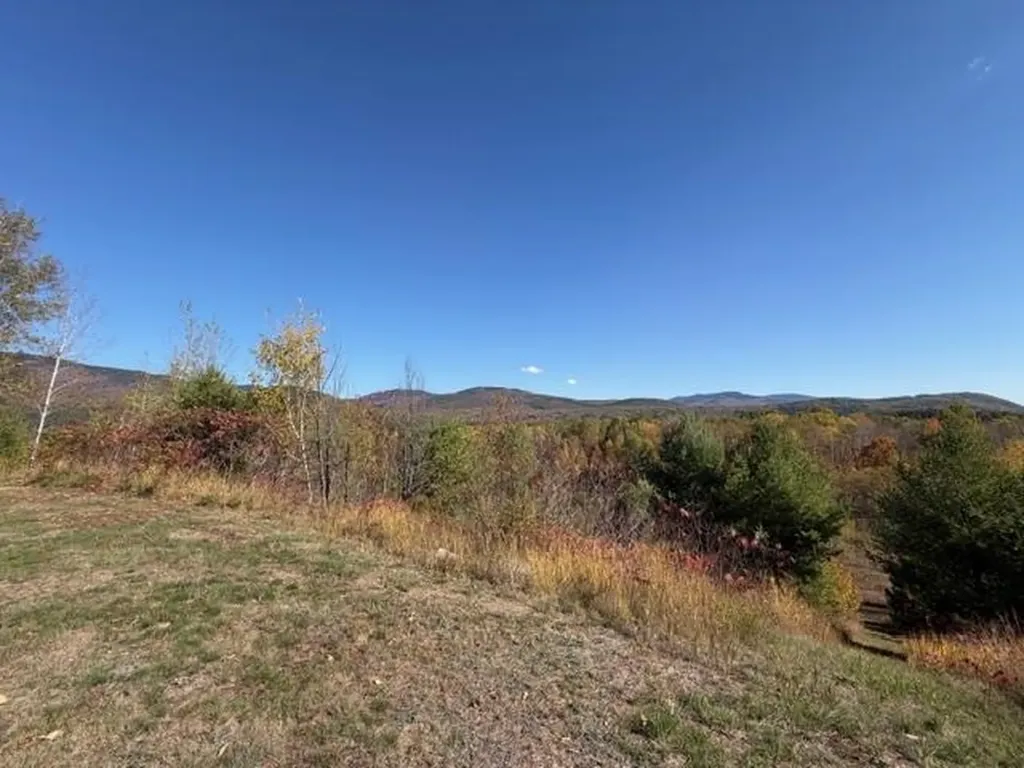 19 Village Road Shelburne NH 03581