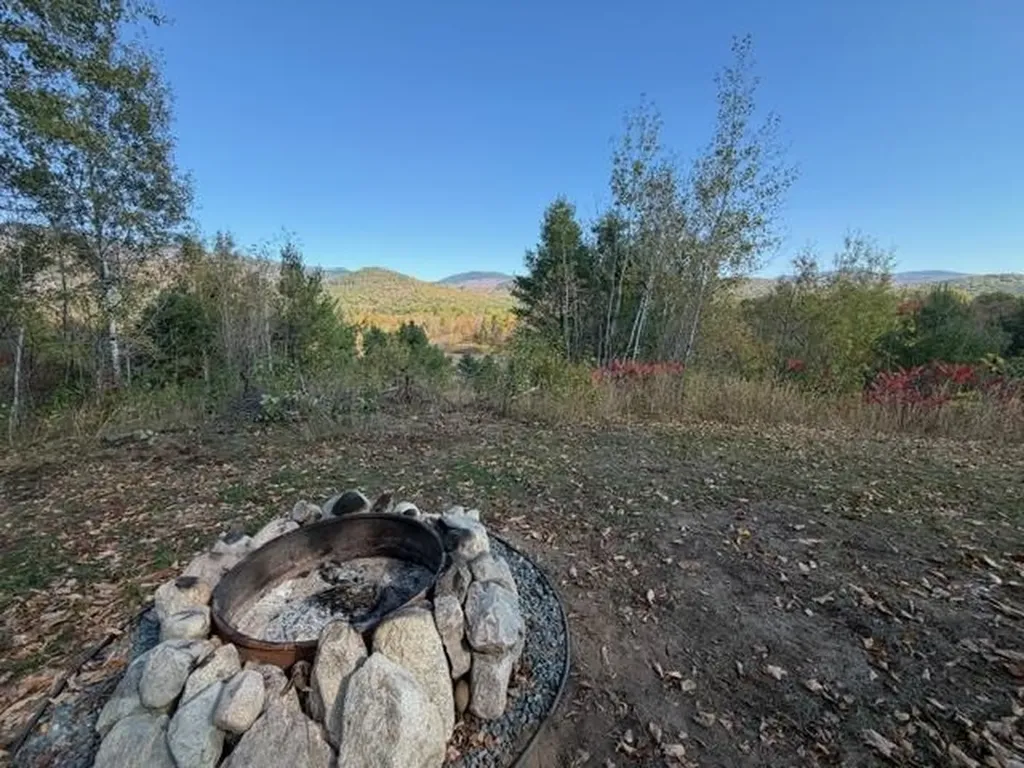 19 Village Road Shelburne NH 03581
