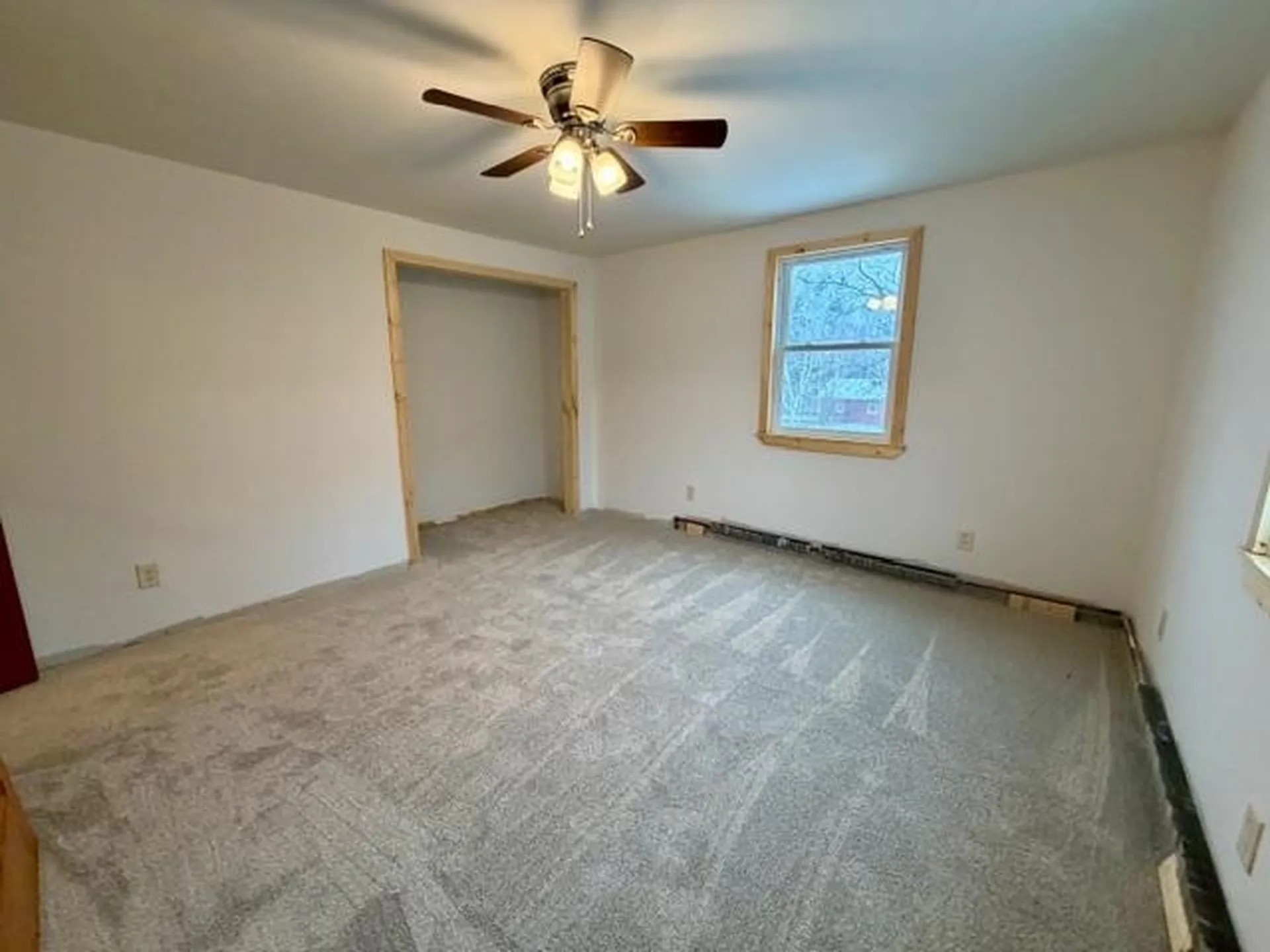 19 Village Road Shelburne NH 03581