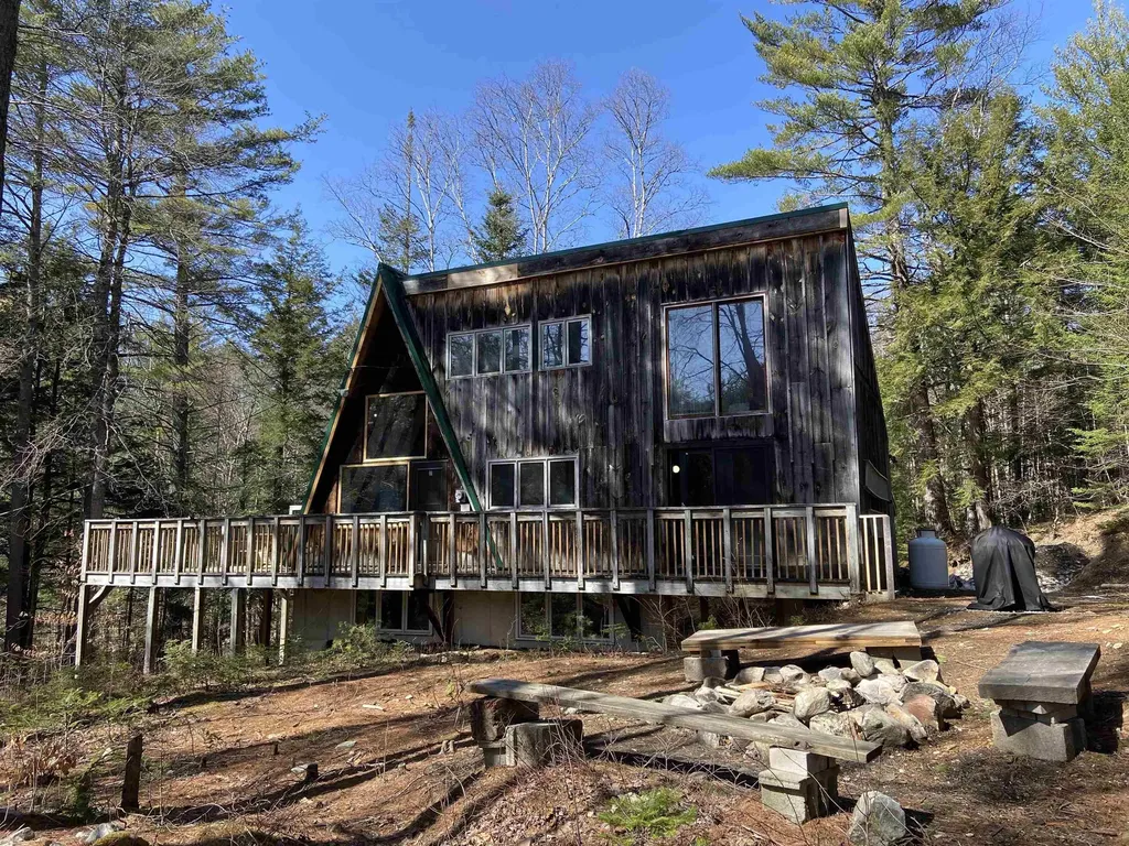 4410 Pikes Falls Road Jamaica VT 05343