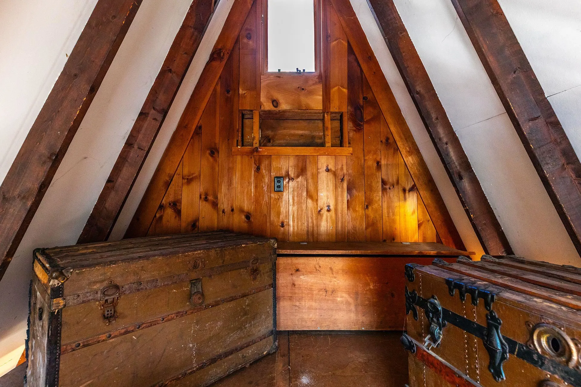 4410 Pikes Falls Road Jamaica VT 05343