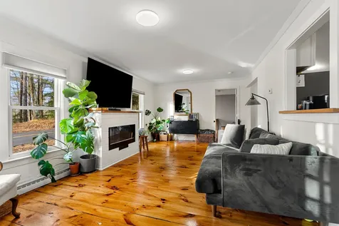 107 Garvins Falls Road Concord NH 03301