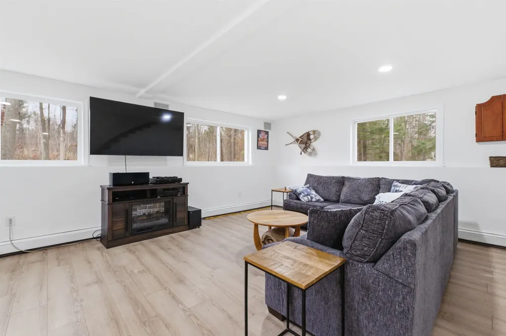 55 Sanborn Road Gilford NH 03249