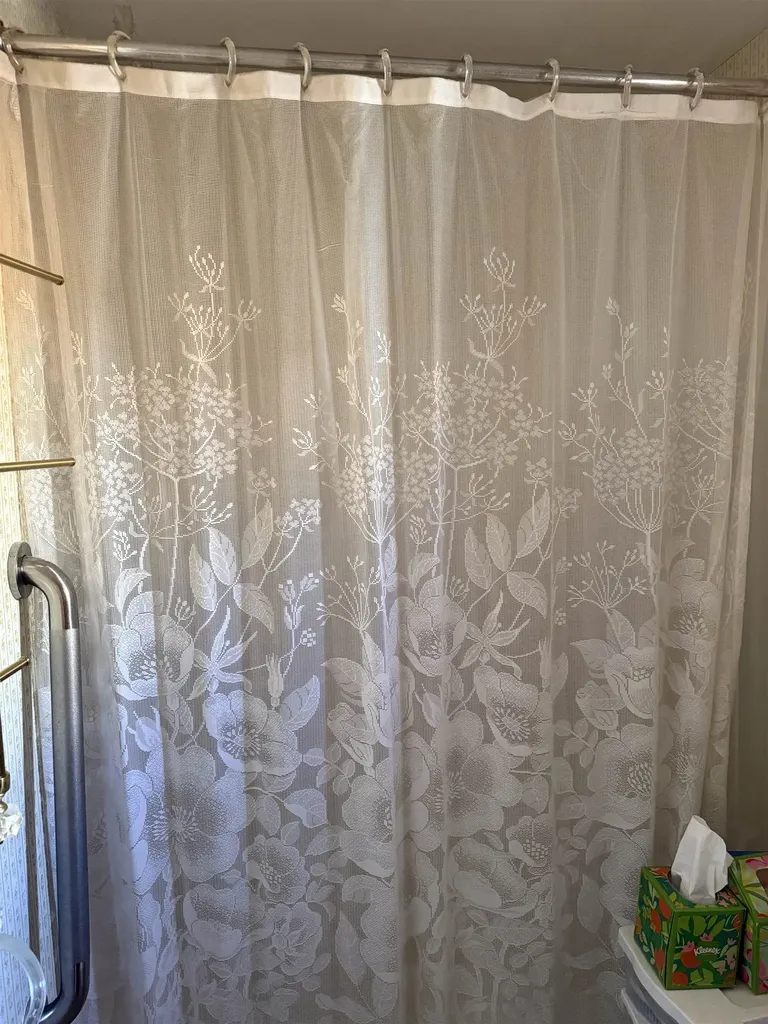 21 Lakes End Lane Wells VT 05774