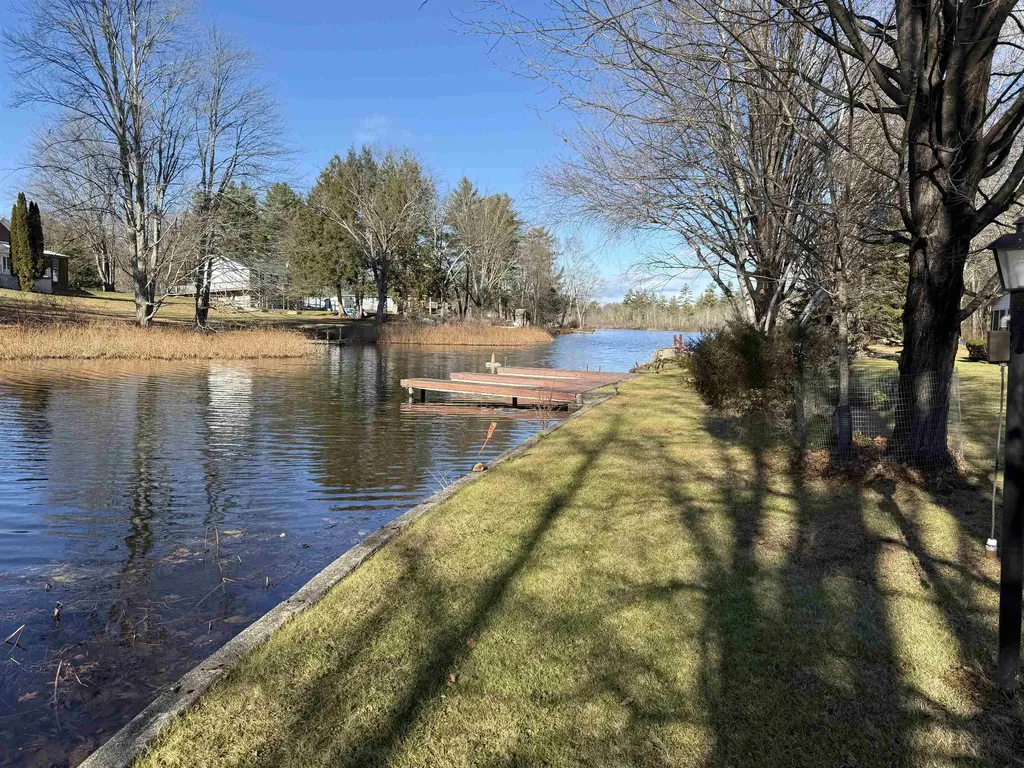 21 Lakes End Lane Wells VT 05774