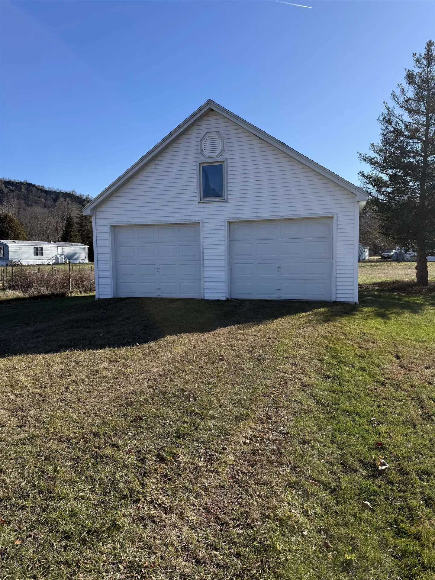 21 Lakes End Lane Wells VT 05774