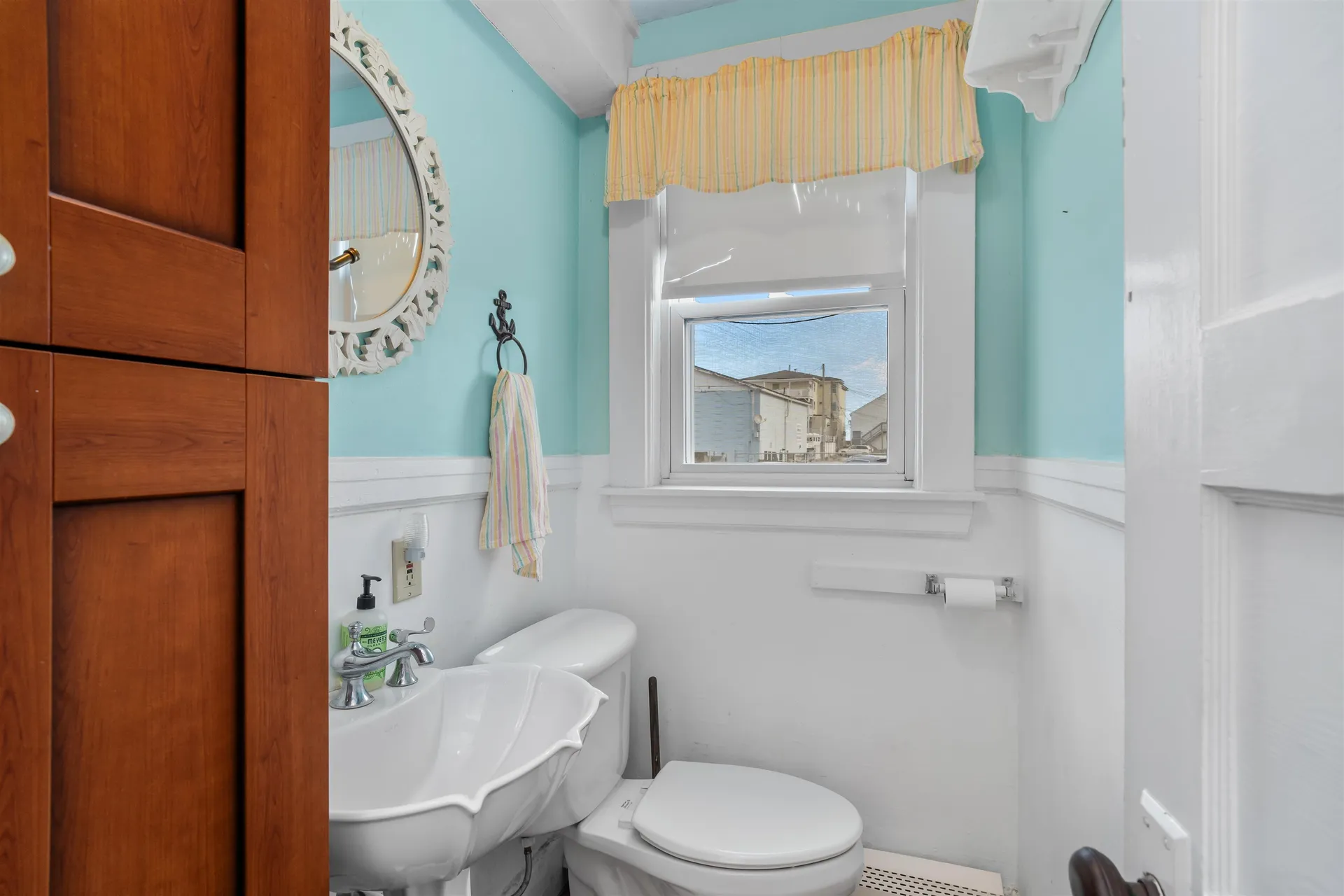 22 1/2 I Street Hampton NH 03842