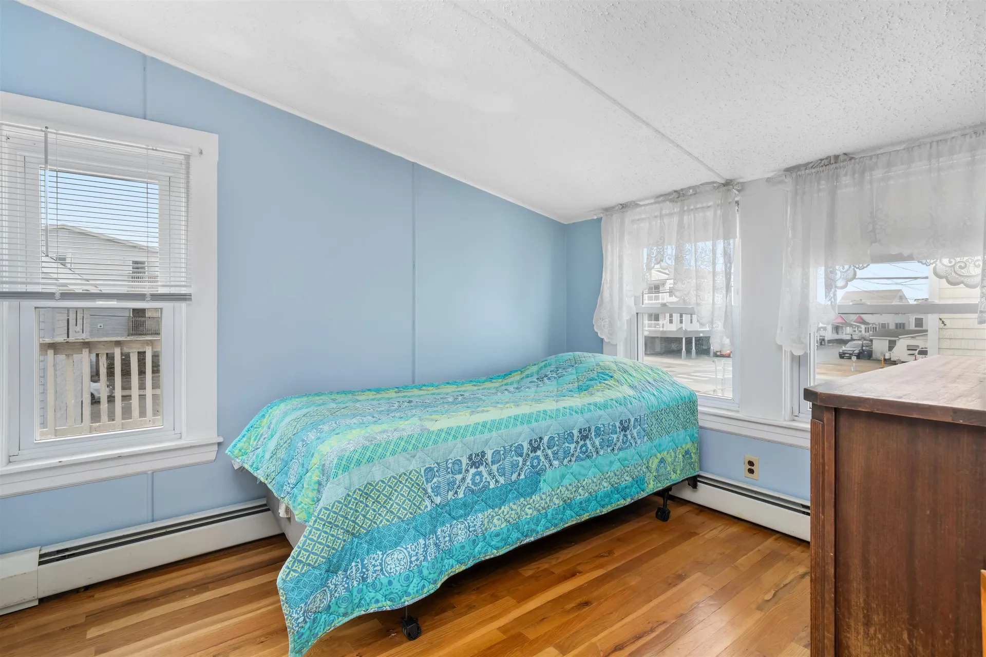 22 1/2 I Street Hampton NH 03842