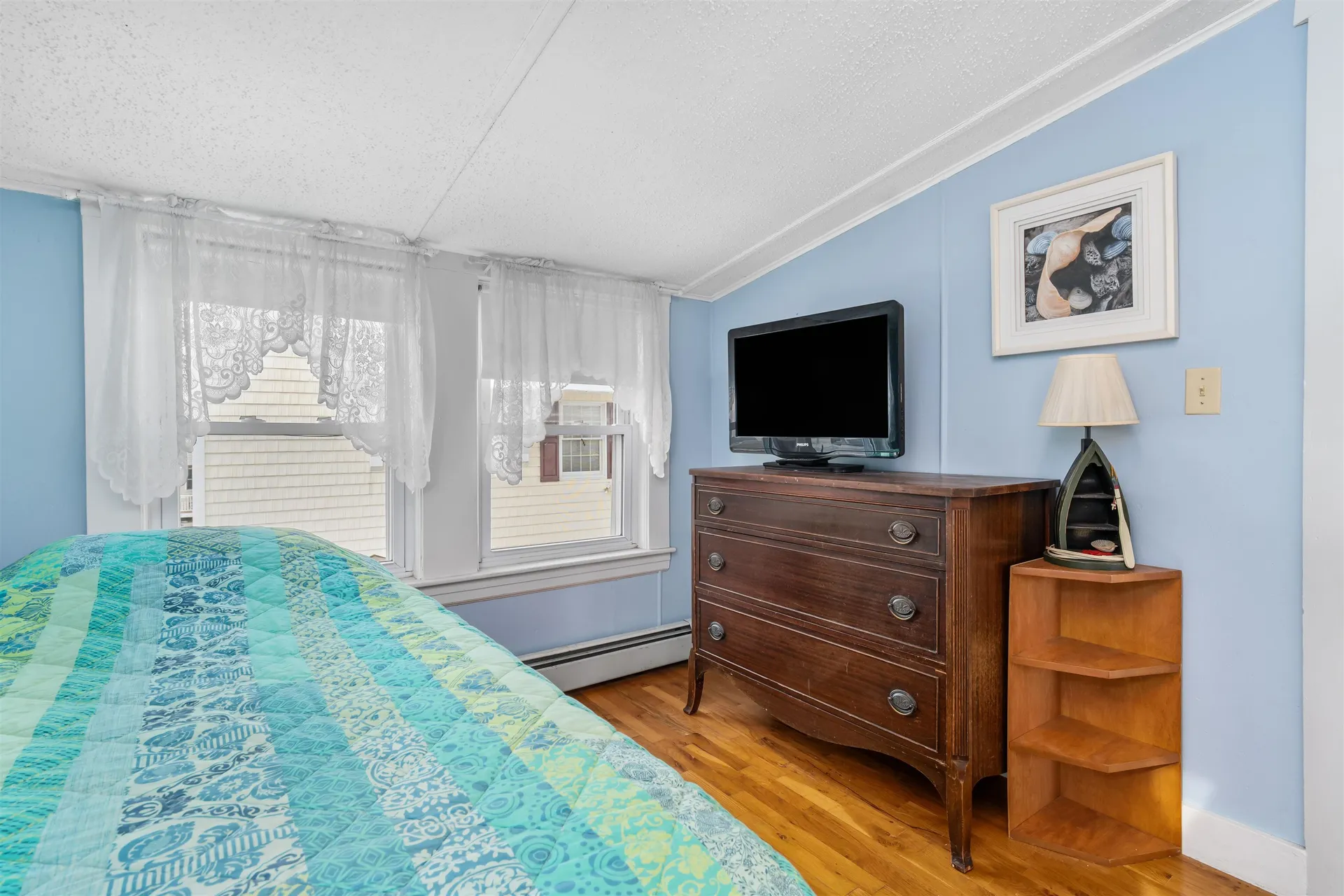 22 1/2 I Street Hampton NH 03842