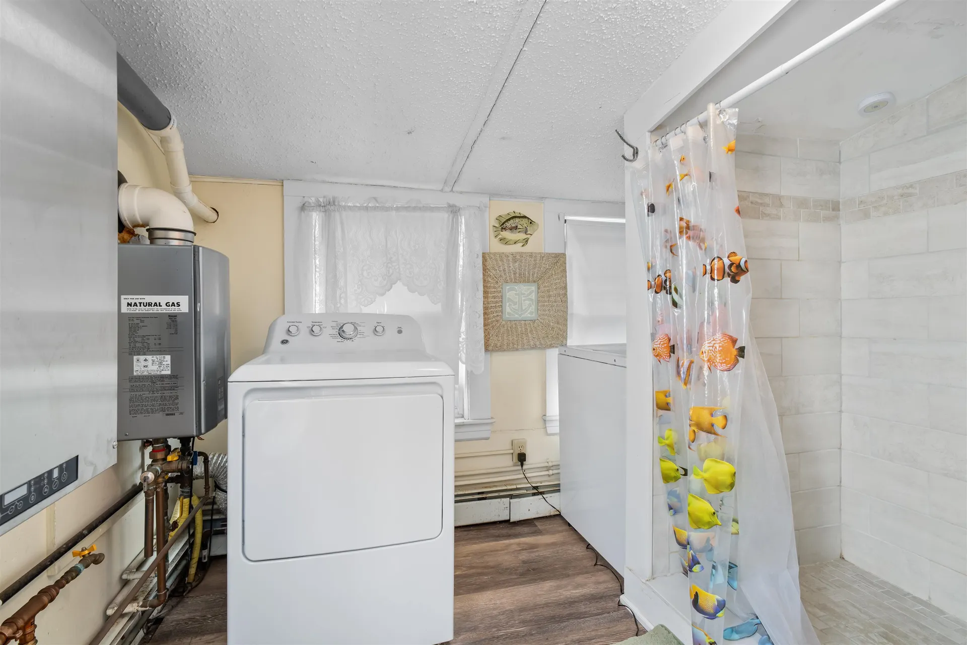 22 1/2 I Street Hampton NH 03842