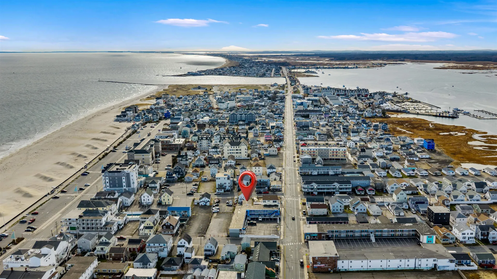 22 1/2 I Street Hampton NH 03842