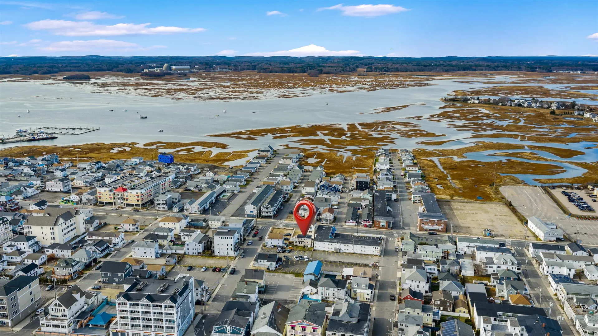 22 1/2 I Street Hampton NH 03842