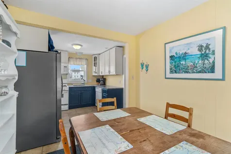 22 1/2 I Street Hampton NH 03842