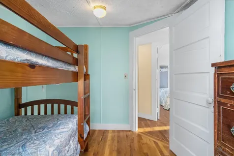 22 1/2 I Street Hampton NH 03842