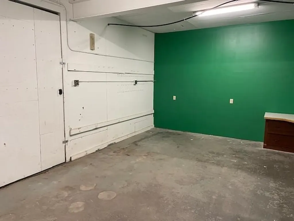 464 Putney Road Brattleboro VT 05301