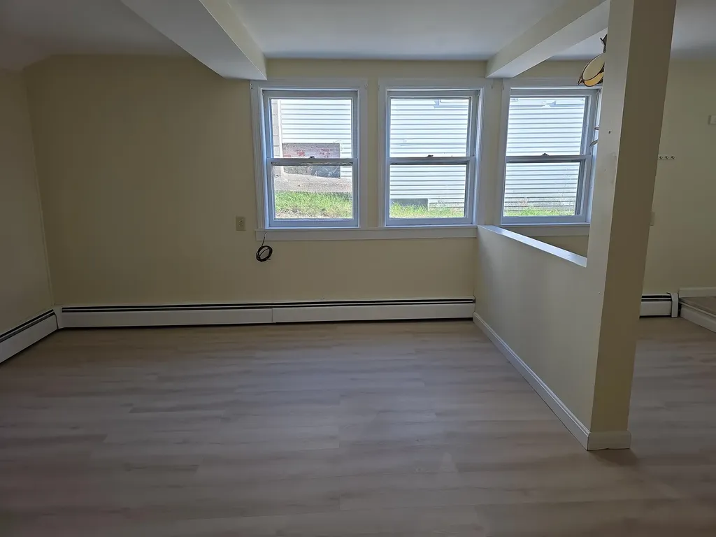 165 S Main Street Newport NH 03773