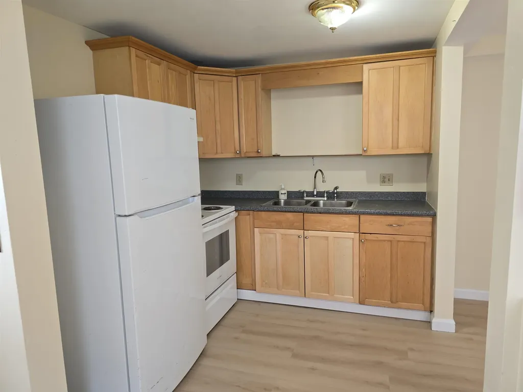 165 S Main Street Newport NH 03773