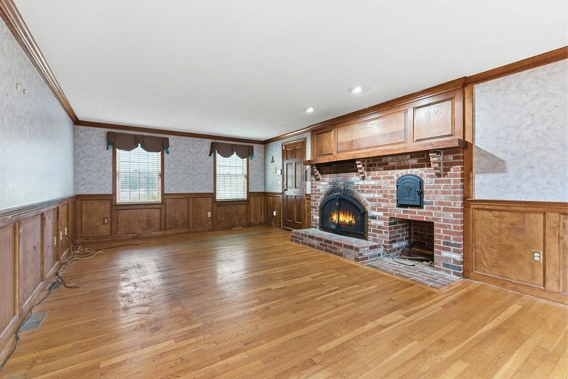 95 Hitching Post Lane Bedford NH 03110