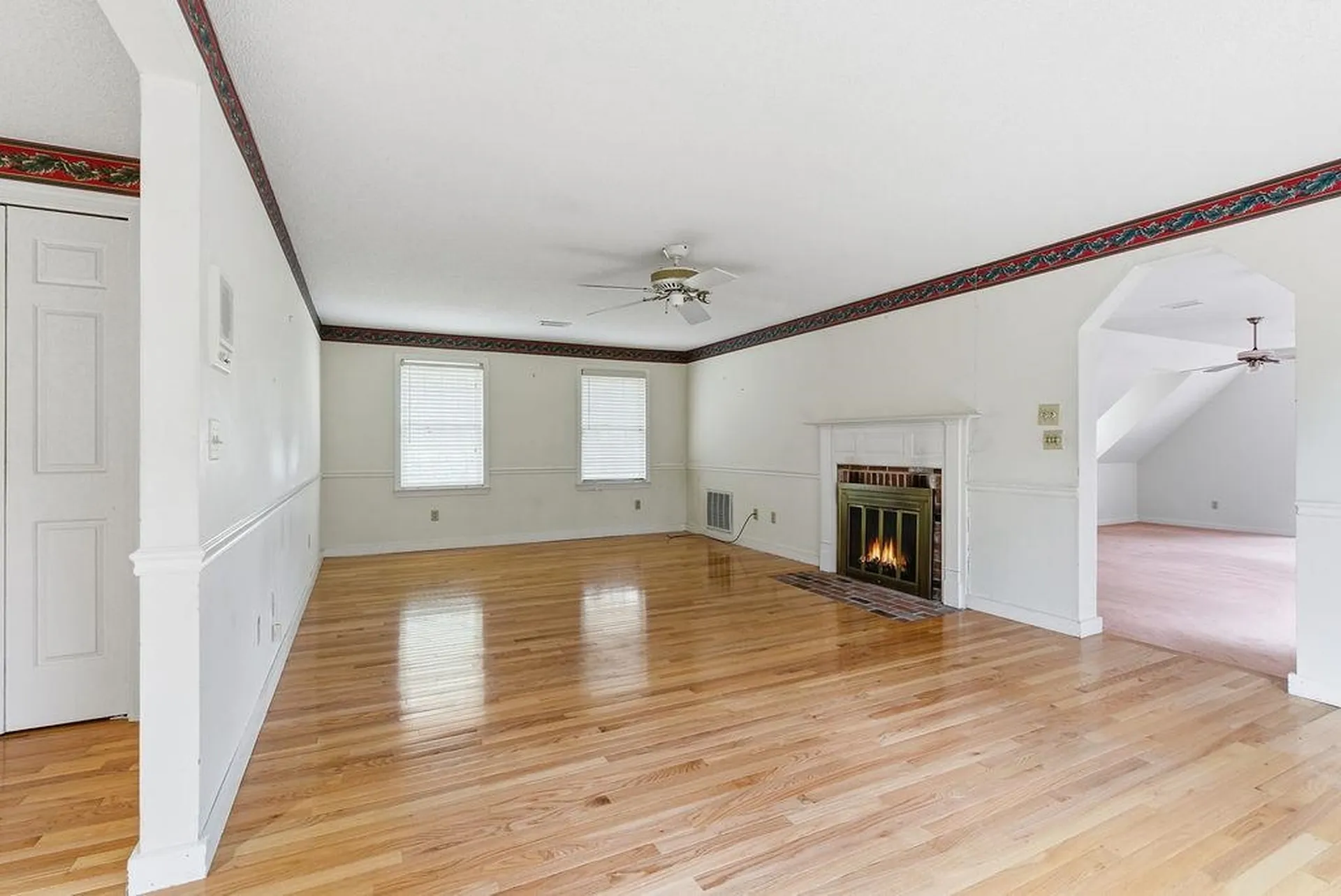 95 Hitching Post Lane Bedford NH 03110