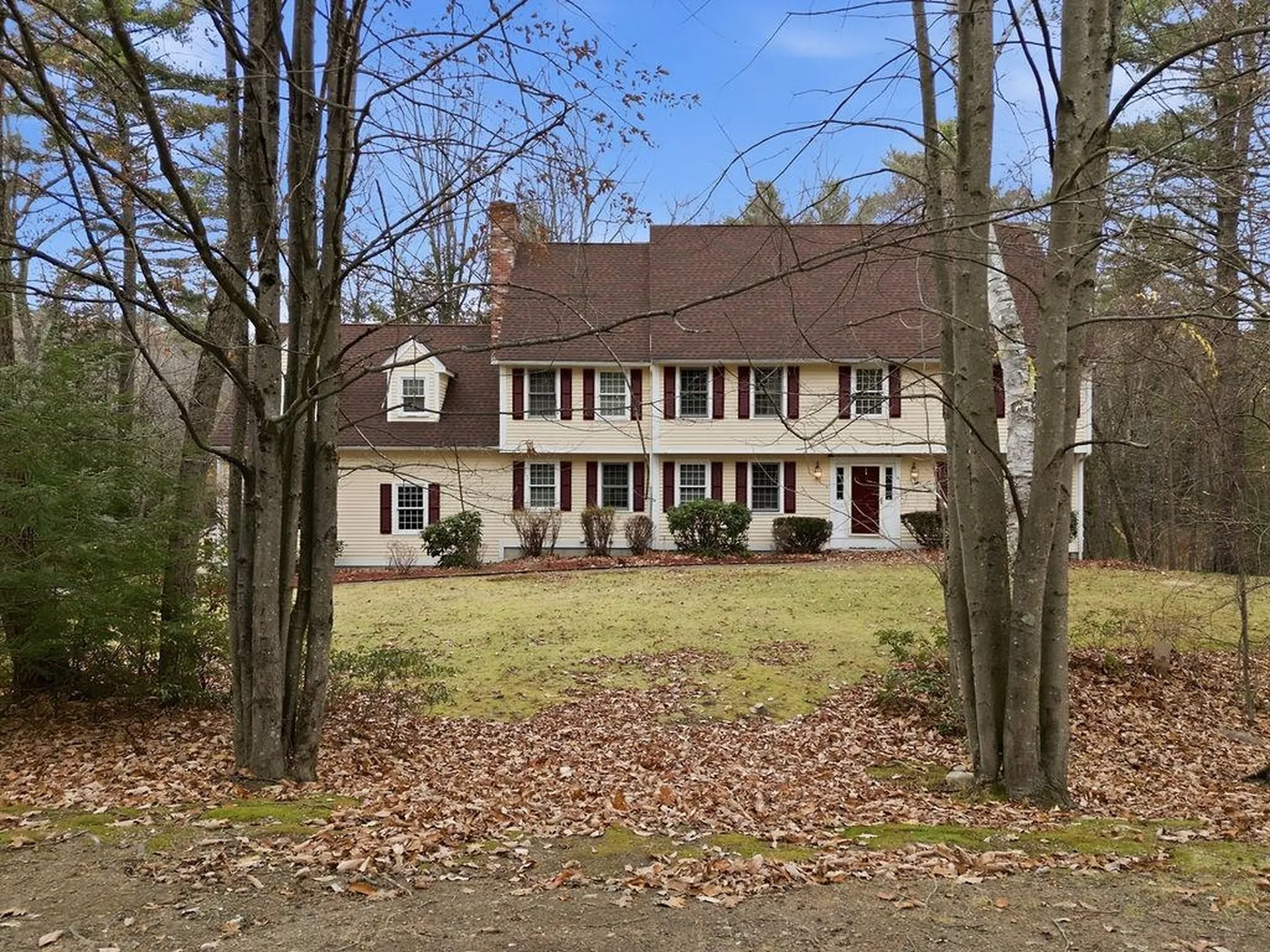 95 Hitching Post Lane Bedford NH 03110