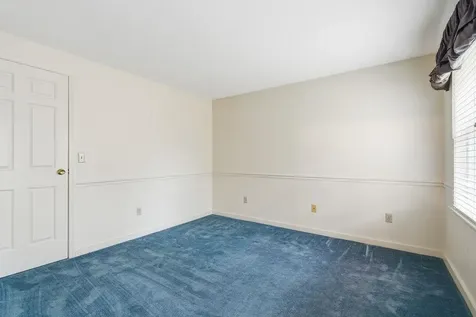 95 Hitching Post Lane Bedford NH 03110