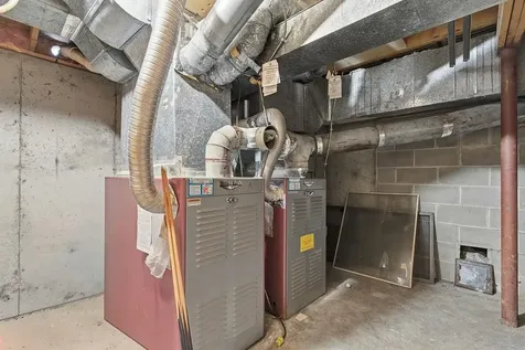 95 Hitching Post Lane Bedford NH 03110