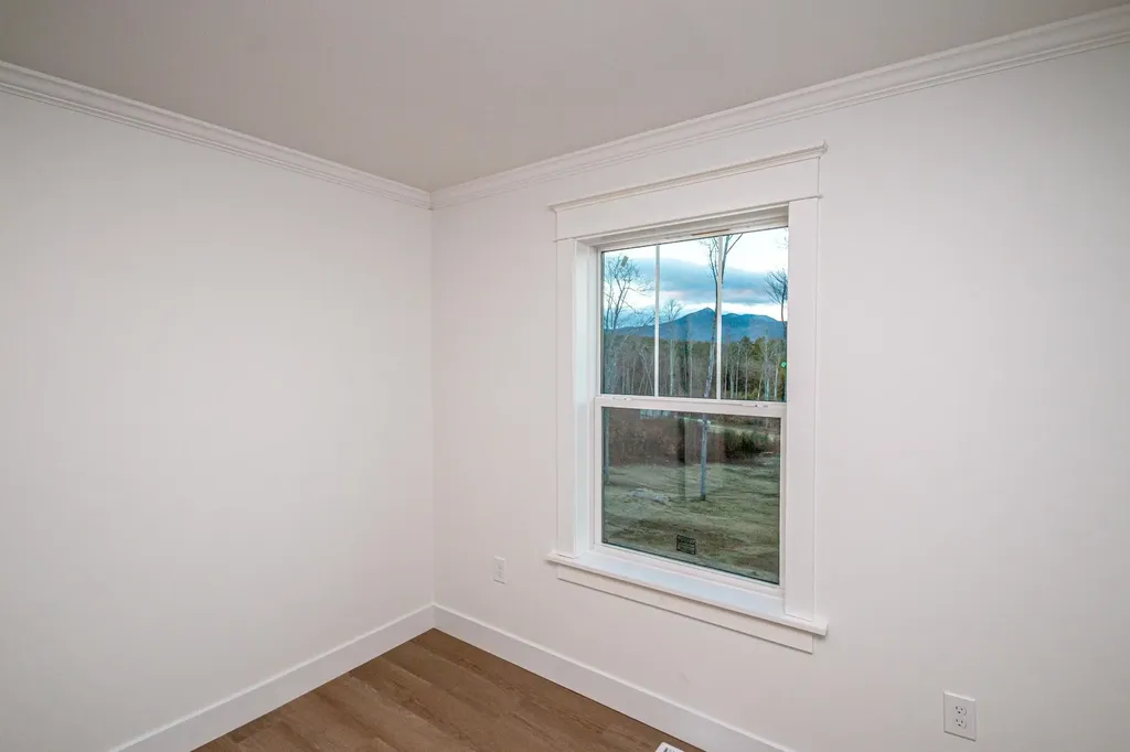 63 Whipples Way Tamworth NH 03817