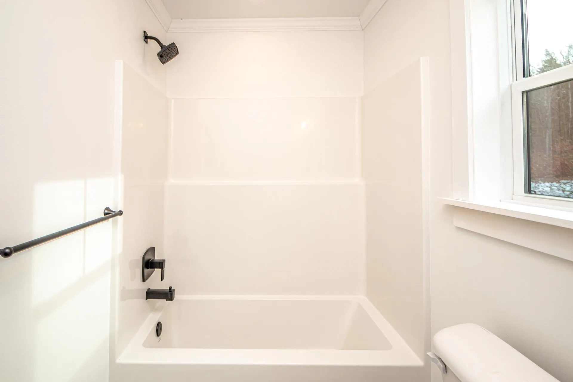 63 Whipples Way Tamworth NH 03817