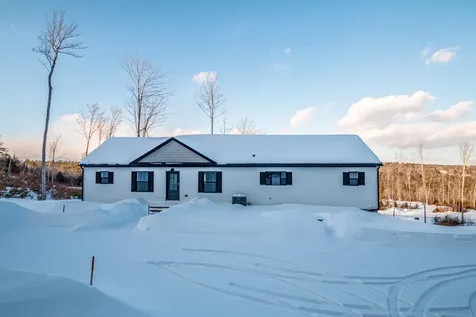 63 Whipples Way Tamworth NH 03817