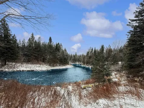 1298 South Main Street Pittsburg NH 03592