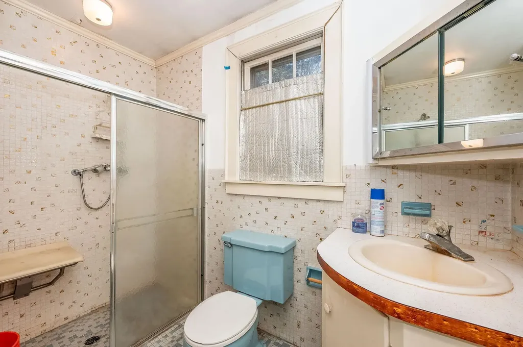 1 Exeter Road Kingston NH 03848