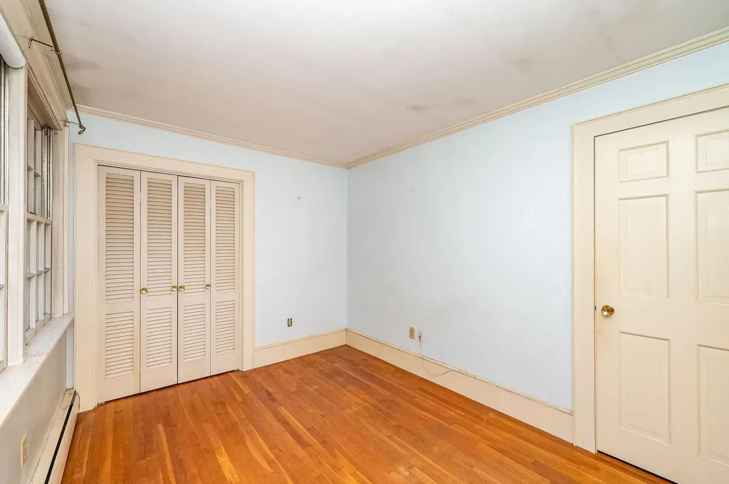 1 Exeter Road Kingston NH 03848